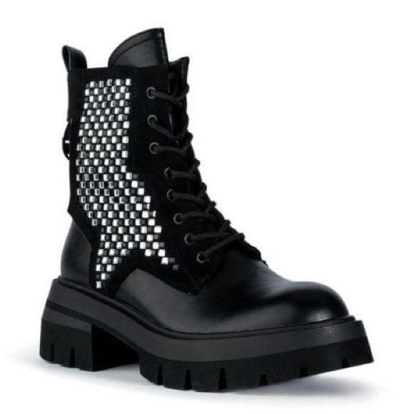 Azalea Wang Black Leather Rhinestone Embellished  Lace Up Combat Boots - Picture 3 of 3